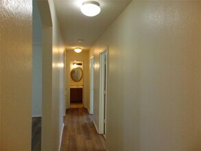109 Woodley Rd in Leander, TX - Building Photo - Building Photo