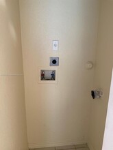 940 SW 6th Ct in Homestead, FL - Building Photo - Building Photo