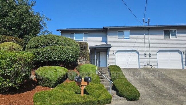 property at 2641 Stephenson Ave