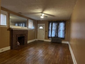 2020 Chestnut St in Harrisburg, PA - Building Photo - Building Photo