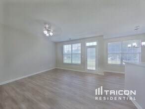 4643 Fox Thorne Dr in Charlotte, NC - Building Photo - Building Photo
