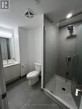 225 Malta Ave. in Brampton, ON - Building Photo - Building Photo