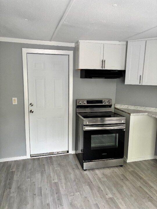 157 Coombs Ave SE in Milledgeville, GA - Building Photo