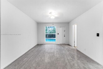 7621 SW 146th Ave in Miami, FL - Building Photo - Building Photo