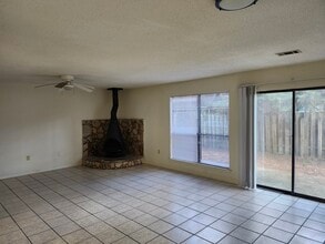 44 5th St in Shalimar, FL - Foto de edificio - Building Photo