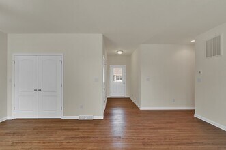 137 Revolutionary Blvd in Dover, DE - Building Photo - Building Photo