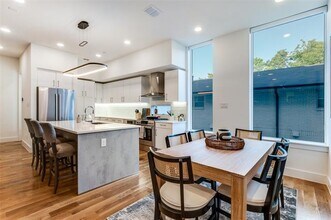 1932 Cuyler Ct in Dallas, TX - Building Photo - Building Photo