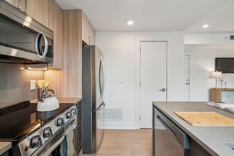 2000 Dreer St in Philadelphia, PA - Building Photo - Building Photo