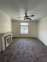 1367 Montezuma St in Pittsburgh, PA - Foto de edificio - Building Photo