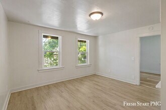 280 Irwin Ave in Muskegon, MI - Building Photo - Building Photo