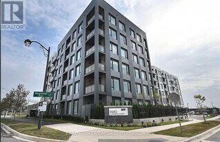 1440 Clarriage Ct in Milton, ON - Building Photo