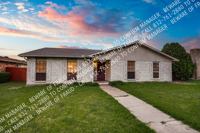 3121 Fieldview Dr in Garland, TX - Foto de edificio - Building Photo