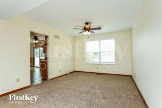 2 Red Cedar Parc Ct in O'Fallon, MO - Building Photo - Building Photo