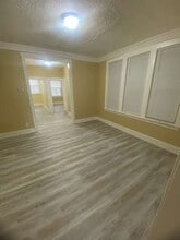 5952 W Roosevelt Rd in Chicago, IL - Building Photo - Building Photo