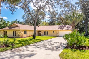 40 River Ridge Trail in Ormond Beach, FL - Building Photo