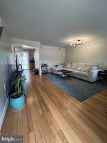 157 S Virginia Ave in Falls Church, VA - Building Photo