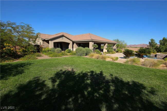 property at 421 Foxhall Rd