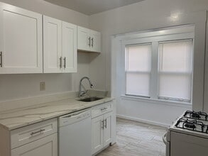 5710 Beacon St, Unit B in Pittsburgh, PA - Foto de edificio - Building Photo