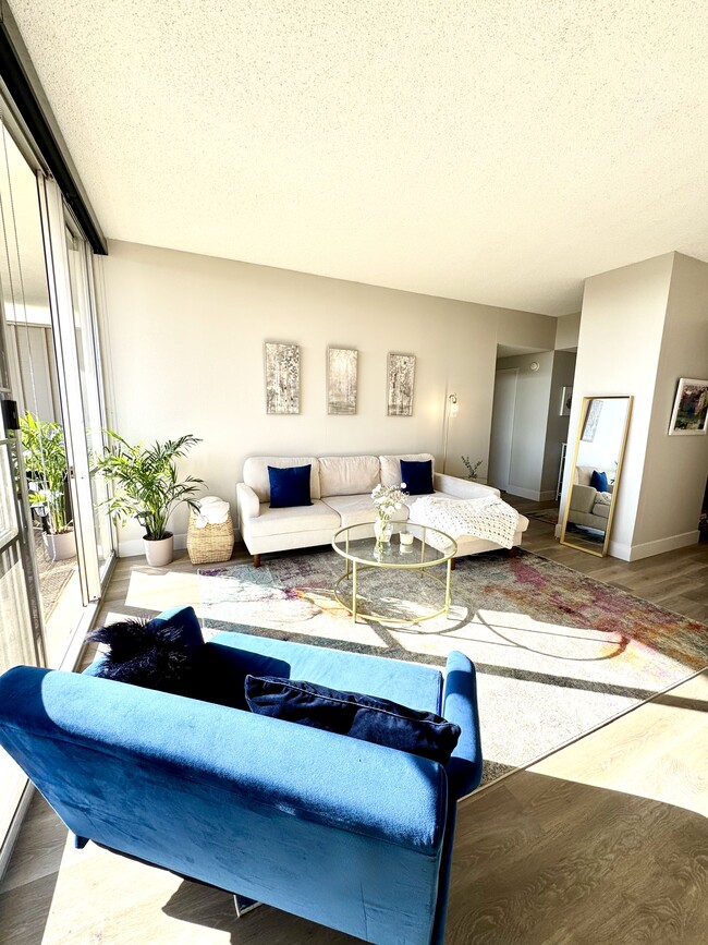 633 Cowper St, Unit 1108 in Palo Alto, CA - Building Photo - Building Photo