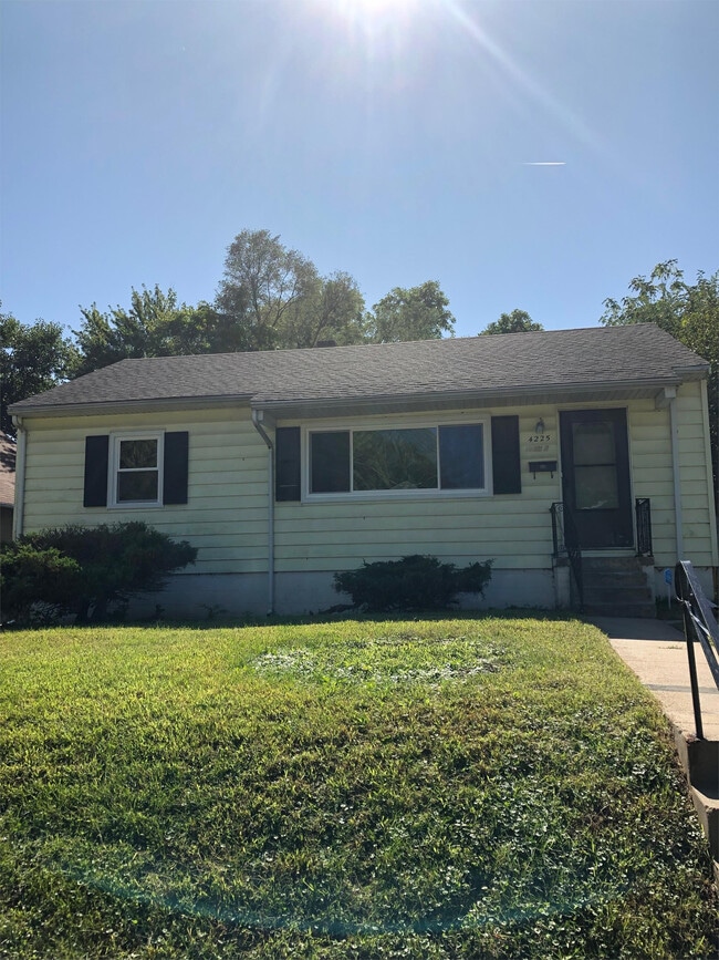 property at 4225 Pinkney St