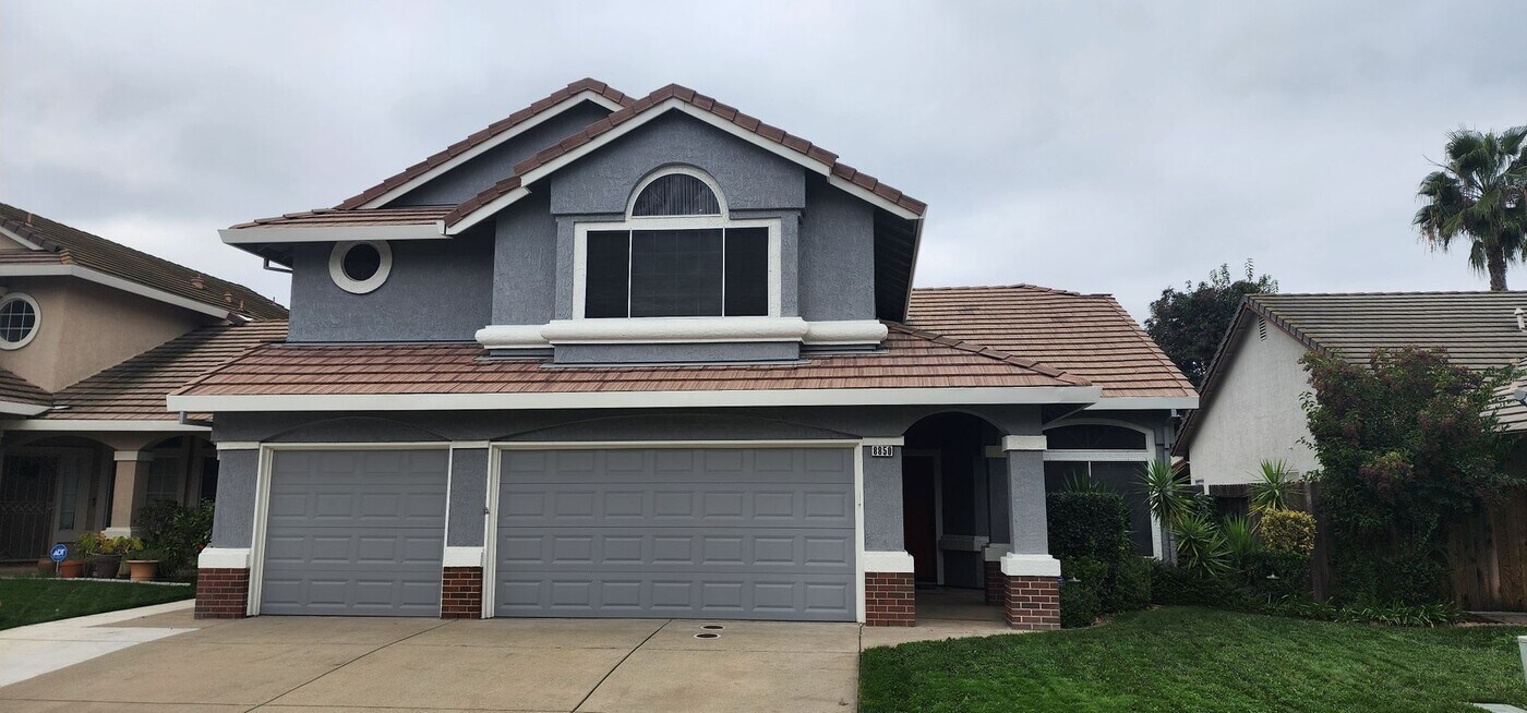 8850 Statira Ct in Elk Grove, CA - Building Photo