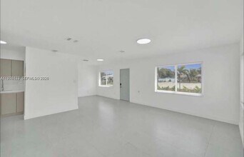 4701 N Andrews Ave in Fort Lauderdale, FL - Building Photo - Building Photo