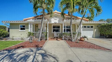 3507 Pinecrest St in Sarasota, FL - Building Photo - Building Photo