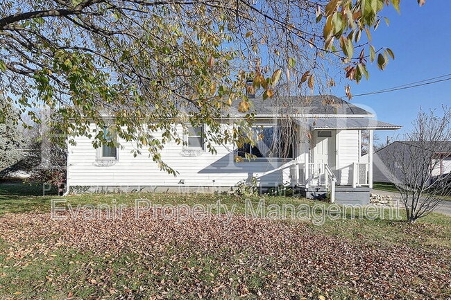 property at 113 Oakwood Ave