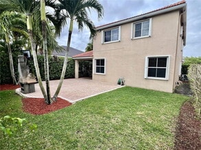 1113 Tupelo Way in Weston, FL - Building Photo - Building Photo