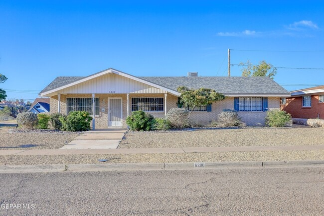 property at 6200 Palo Alto Ave