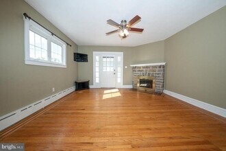17 E Turnbull Ave in Havertown, PA - Building Photo - Building Photo