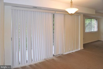 3772 Bel Pre Rd-Unit -9 in Silver Spring, MD - Building Photo - Building Photo