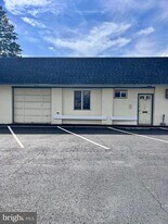 2565 Huntingdon Pike in Huntingdon Valley, PA - Building Photo