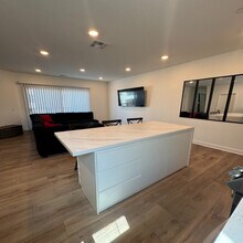 2115 Reed Dr in San Diego, CA - Building Photo - Building Photo