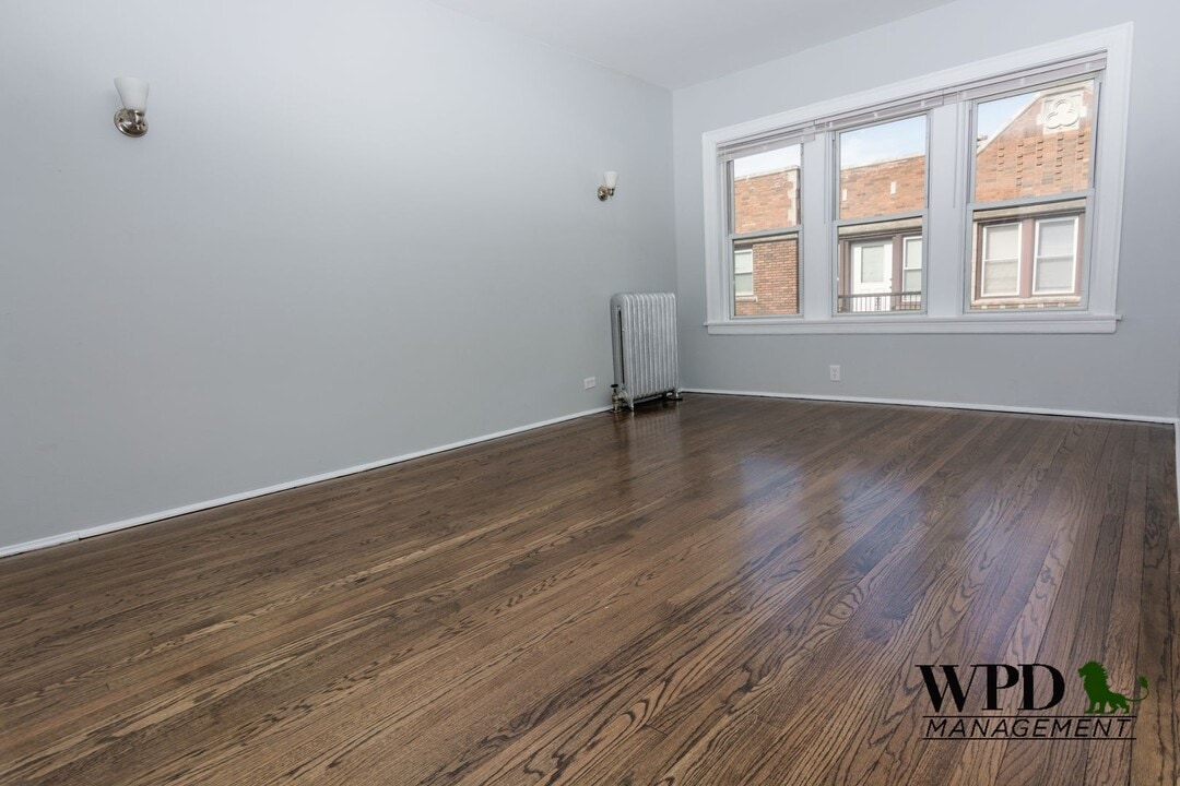 2220 E 68th St, Unit 2 in Chicago, IL - Foto de edificio