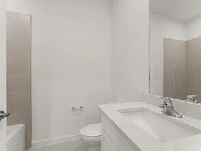 7292 Lenora Ln in Lake Worth, FL - Building Photo - Building Photo