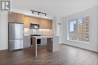 286 Main St in Toronto, ON - Building Photo - Building Photo