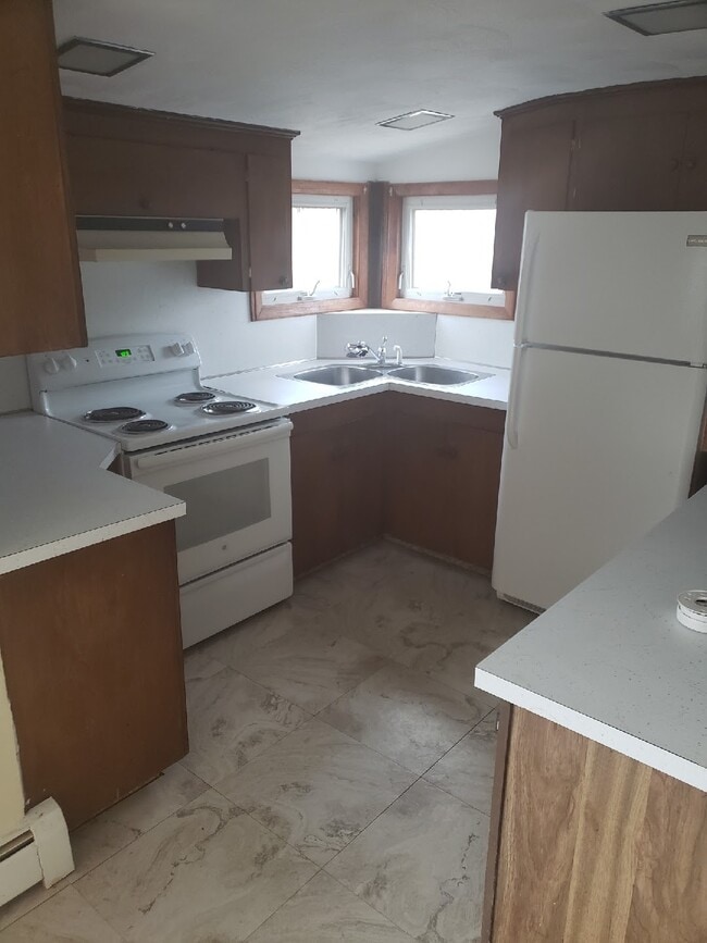 99 Hazael St, Unit 2 in Providence, RI - Building Photo - Building Photo