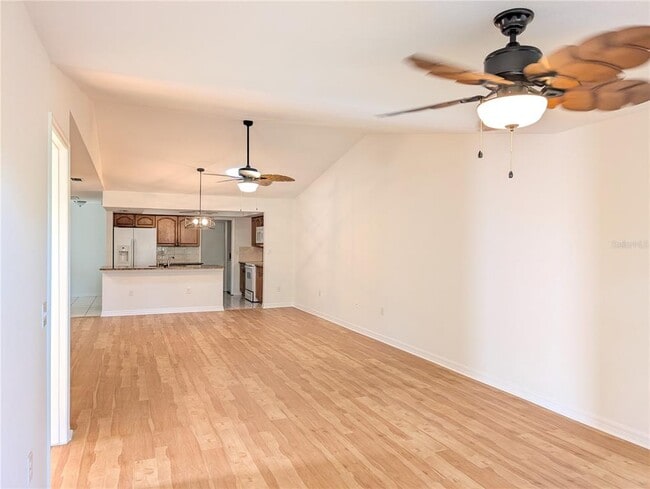 7171 Wood Creek Dr in Sarasota, FL - Building Photo - Building Photo