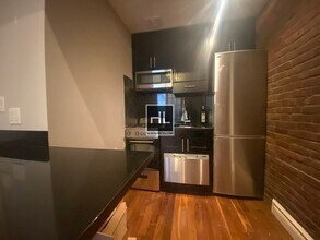 West 21st Street in New York, NY - Building Photo - Building Photo