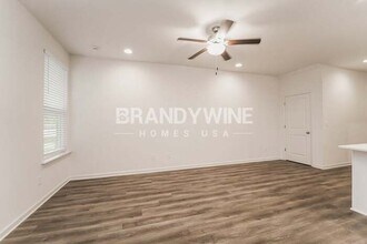 8540 Starnes Randall Rd in Charlotte, NC - Foto de edificio - Building Photo