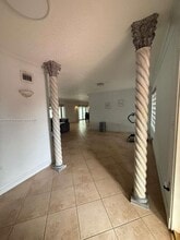 8700 SW 19th Terrace in Miami, FL - Building Photo - Building Photo