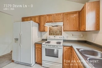 7379 Devin Ln in Shakopee, MN - Building Photo - Building Photo