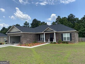 514 Winter Wy. in Statesboro, GA - Building Photo