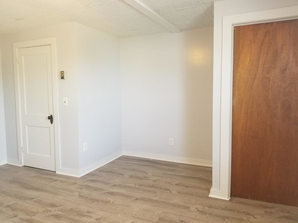 212 Water St in Keene, NH - Building Photo