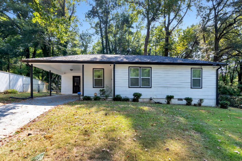 1603 Bridgeport Dr NW in Atlanta, GA - Building Photo