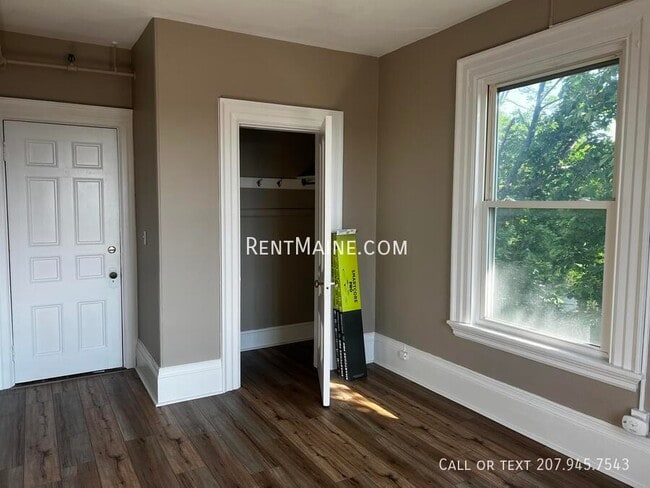 145 Union St, Unit 11 in Bangor, ME - Building Photo - Building Photo