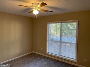 385 Burch Rd in Fayetteville, GA - Building Photo - Building Photo