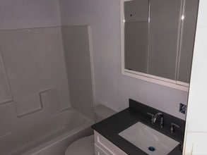 511 Etna Rd in Ithaca, NY - Building Photo - Building Photo