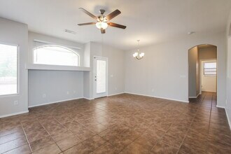 8413 W Sonora St in Tolleson, AZ - Building Photo - Building Photo